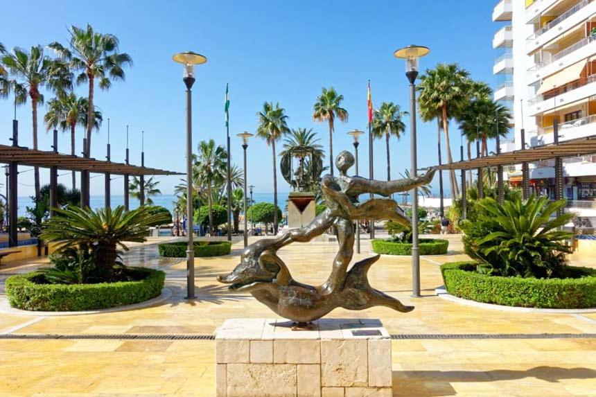 Olas House Marbella Esterno foto